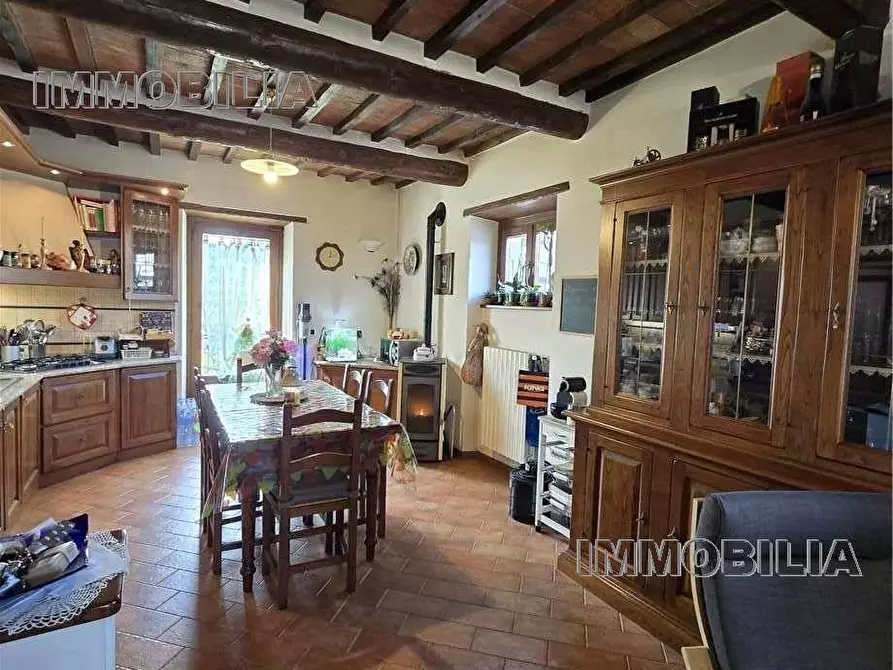 Immagine 3 di Villa in vendita  a Monterchi