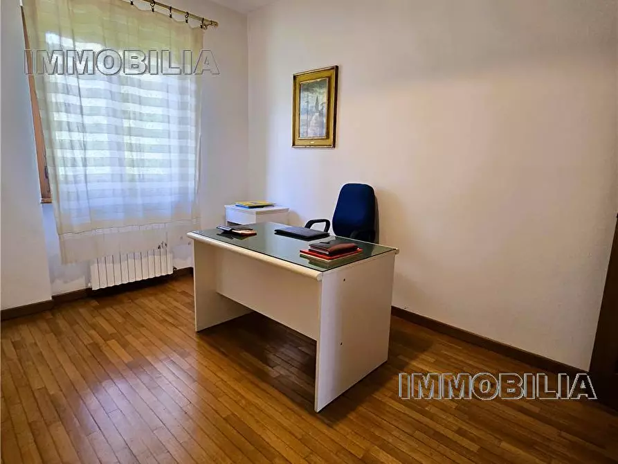 Immagine 11 di Villa in vendita  a Caprese Michelangelo