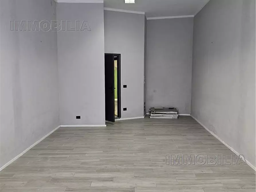 Immagine 2 di Ufficio in vendita  a Sansepolcro