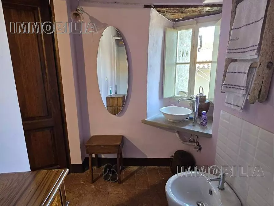 Immagine 24 di Porzione di casa in vendita  a Caprese Michelangelo