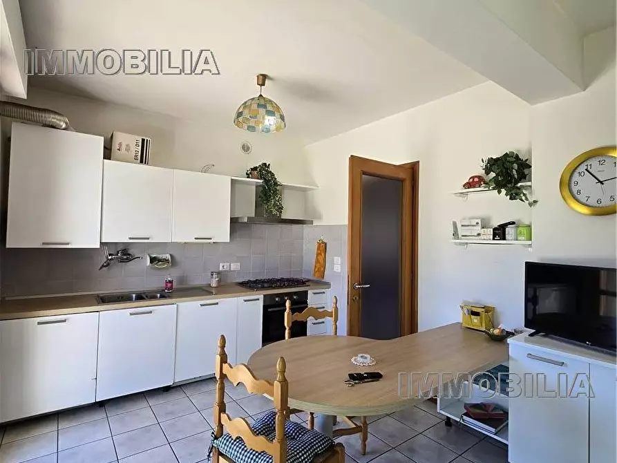 Immagine 4 di Appartamento in vendita  a Sansepolcro