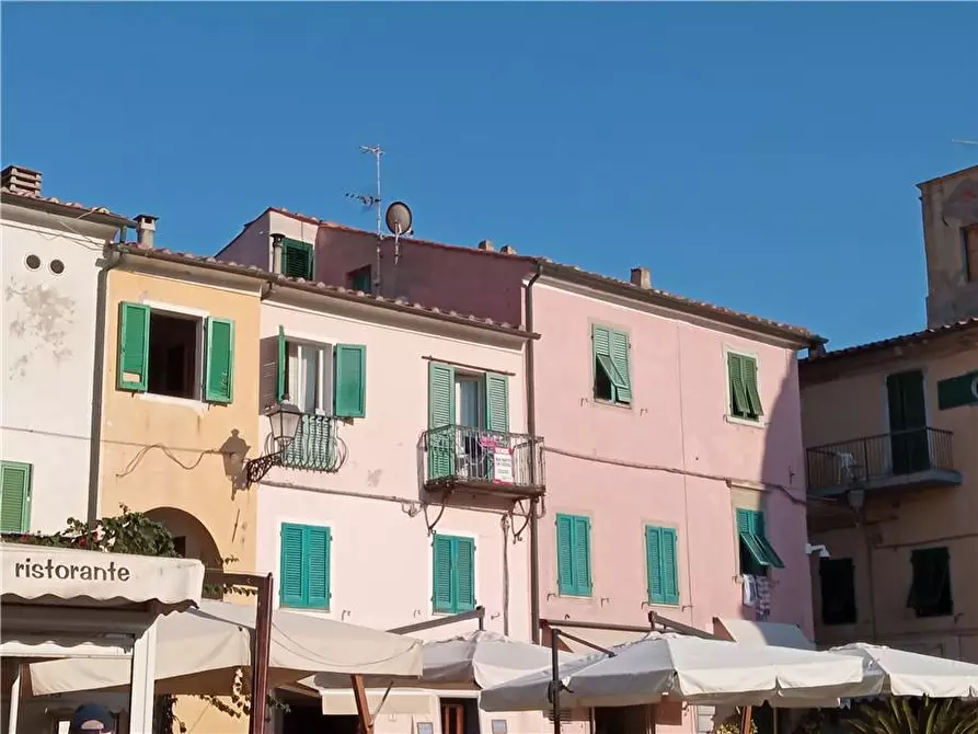 Immagine 2 di Appartamento in vendita  a Marciana Marina