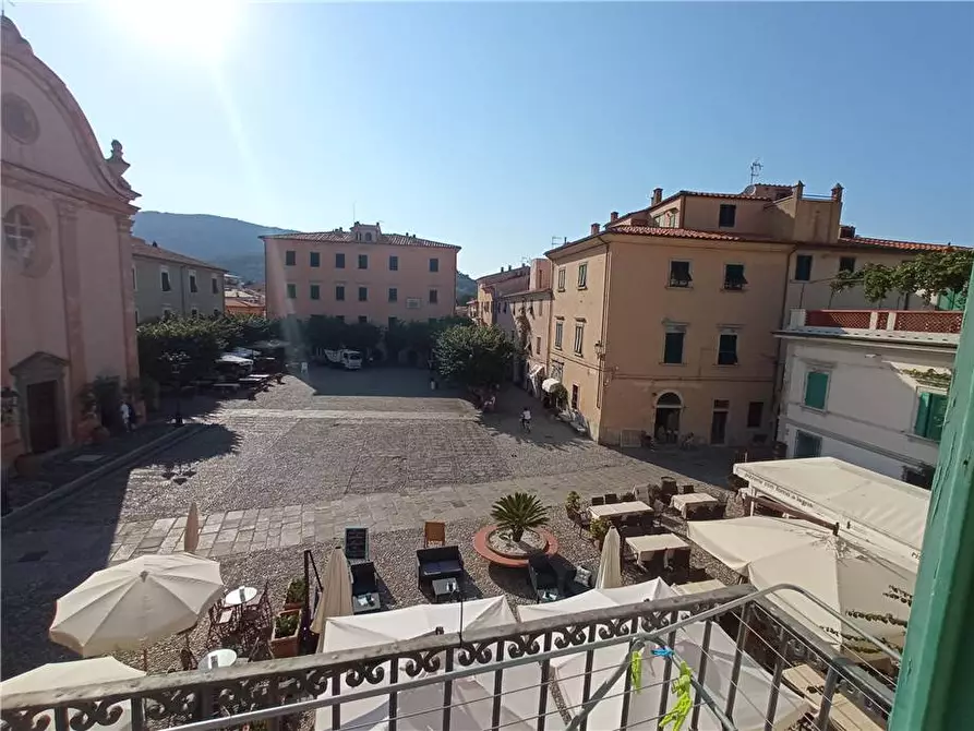 Immagine 4 di Appartamento in vendita  a Marciana Marina