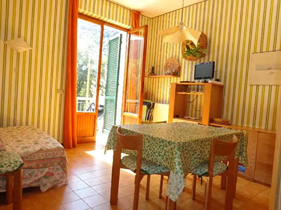 Immagine 4 di Appartamento in vendita  a Marciana