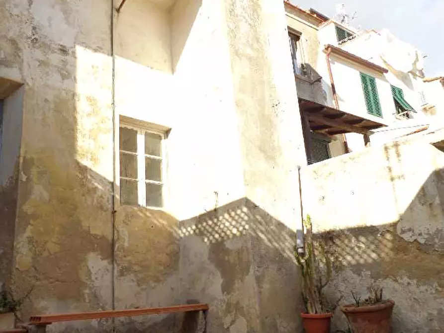 Immagine 2 di Villa in vendita  a Campo Nell'elba