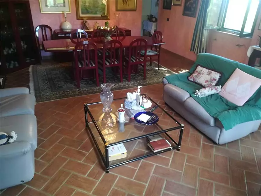 Immagine 9 di Villa in vendita  a Rio