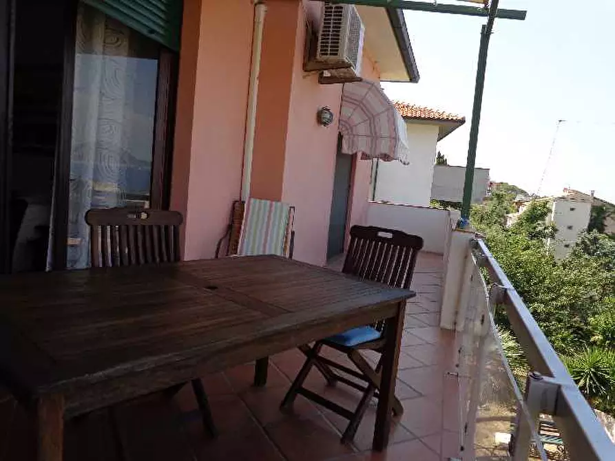 Immagine 3 di Villa in vendita  a Portoferraio