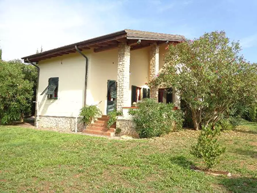 Immagine 1 di Villa in vendita  a Portoferraio