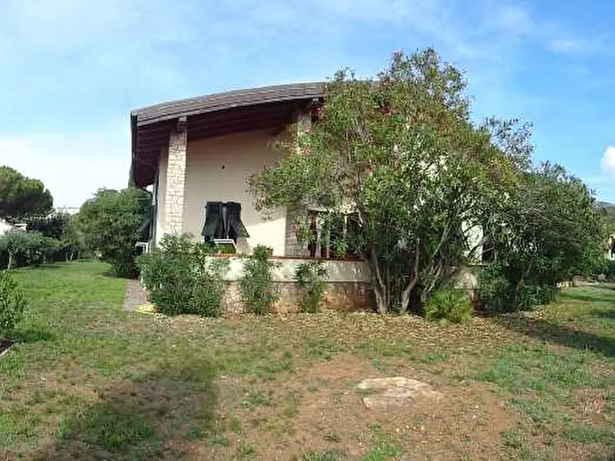 Immagine 4 di Villa in vendita  a Portoferraio