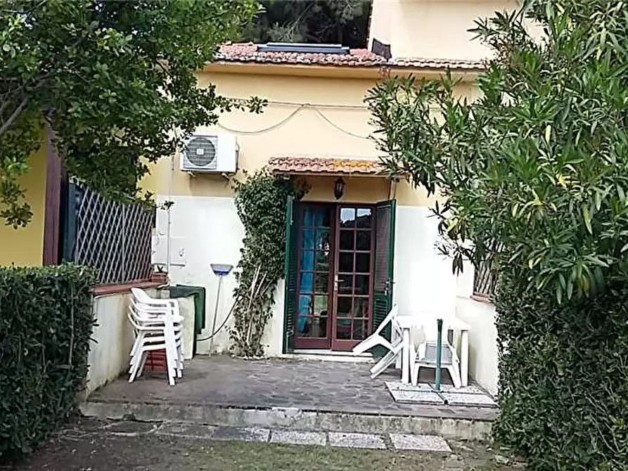 Immagine 1 di Appartamento in vendita  a Porto Azzurro