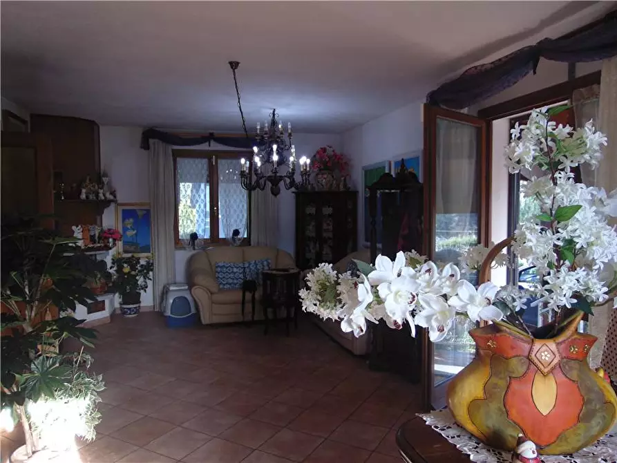 Immagine 1 di Villa in vendita  a Campo Nell'elba