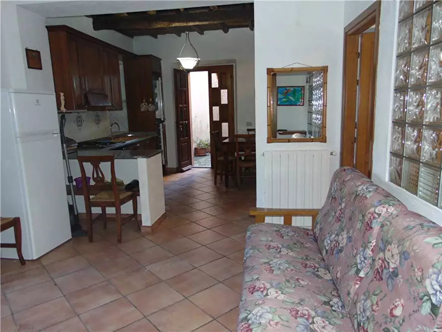 Immagine 4 di Appartamento in vendita  a Marciana
