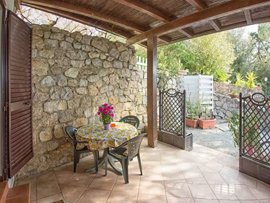 Immagine 3 di Villa in vendita  a Campo Nell'elba
