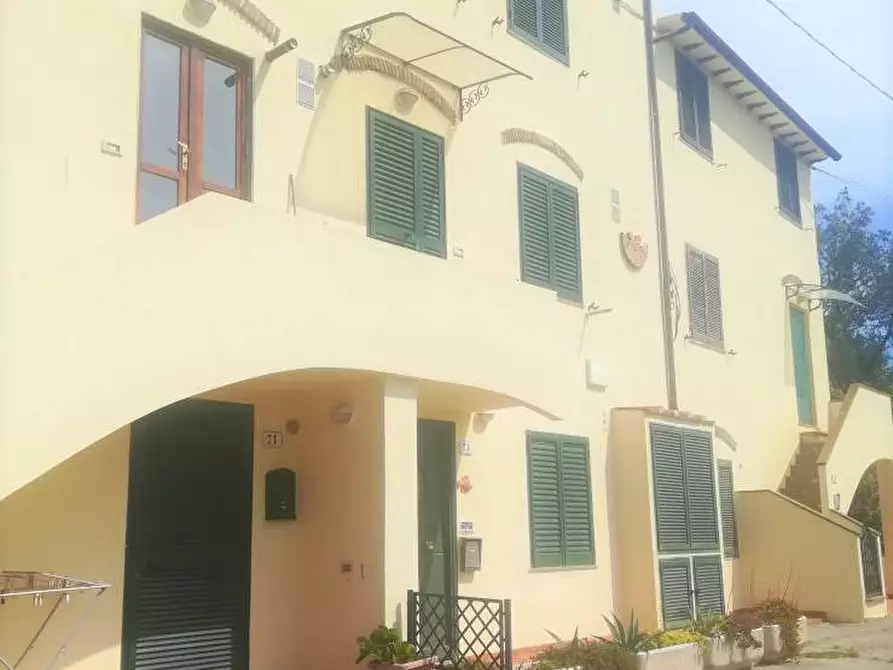 Immagine 2 di Appartamento in vendita  a Rio
