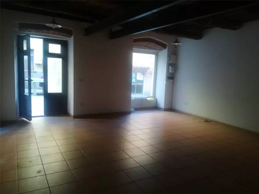 Immagine 3 di Deposito in vendita  a Rio