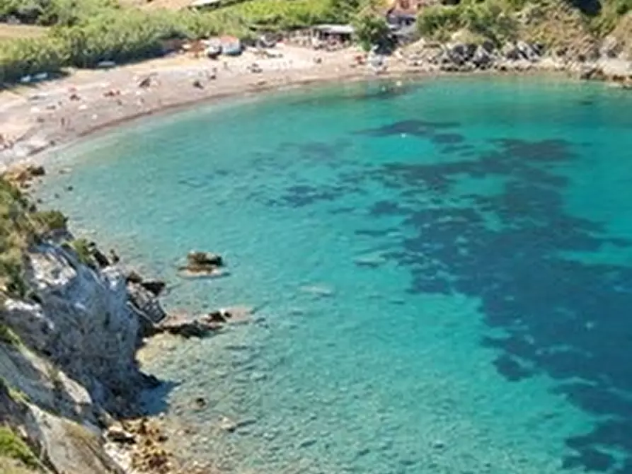 Immagine 7 di Porzione di casa in vendita  a Rio