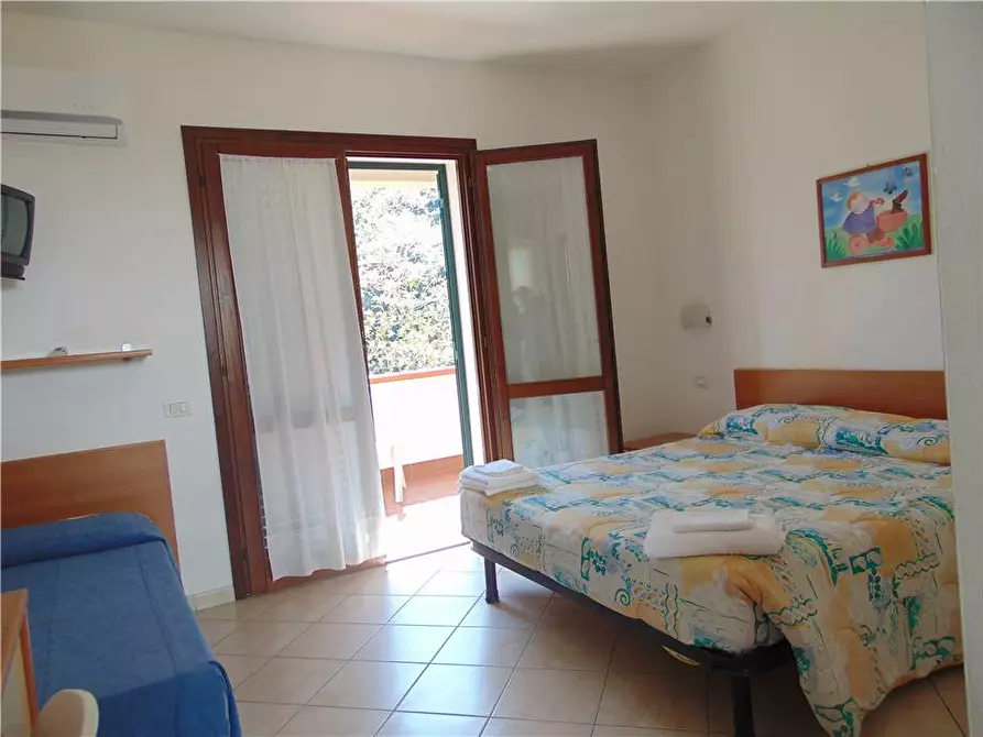 Immagine 7 di Albergo/B&B/Residence in vendita  a Campo Nell'elba