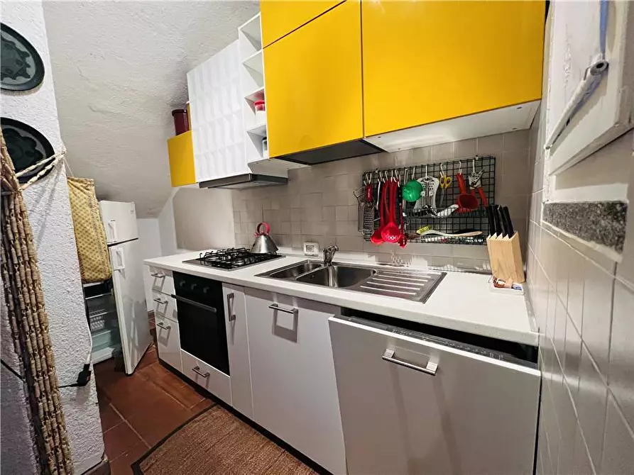 Immagine 3 di Porzione di casa in vendita  a Marciana Marina