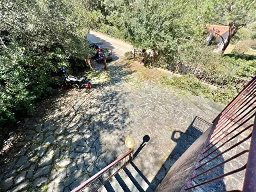 Immagine 3 di Porzione di casa in vendita  a Rio