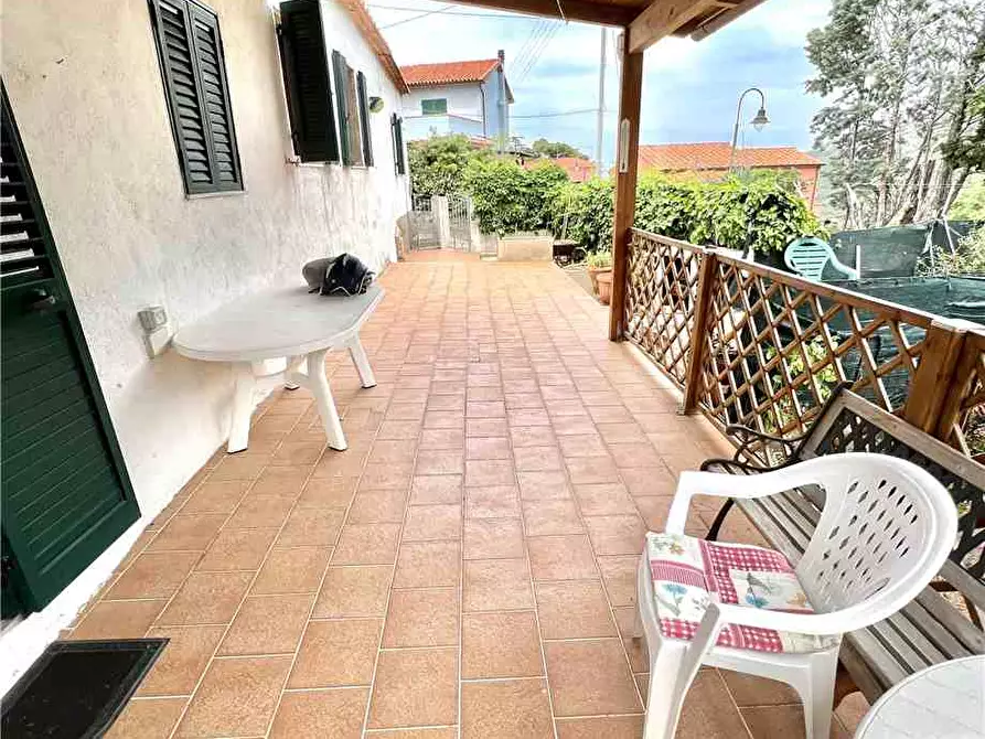 Immagine 5 di Porzione di casa in vendita  a Marciana