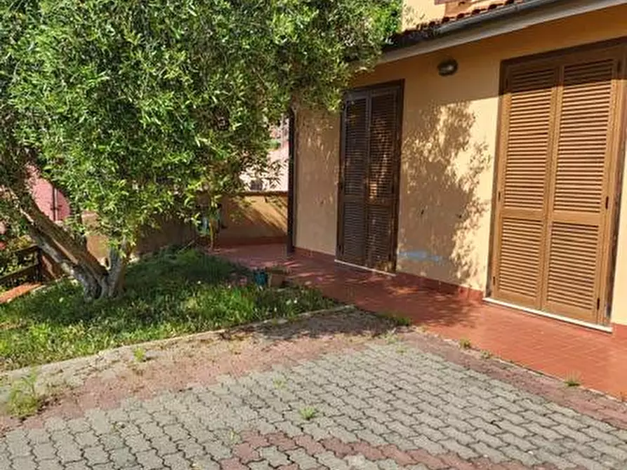 Immagine 4 di Appartamento in vendita  a Rio