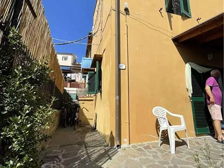 Immagine 3 di Villa in vendita  a Portoferraio