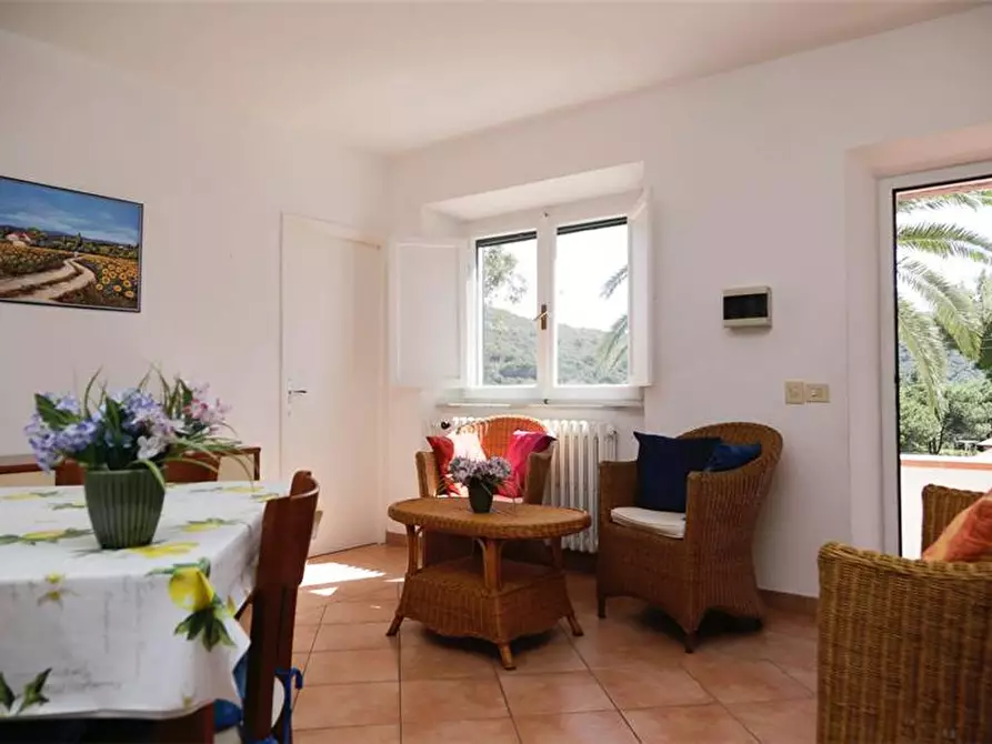 Immagine 8 di Porzione di casa in vendita  a Campo Nell'elba