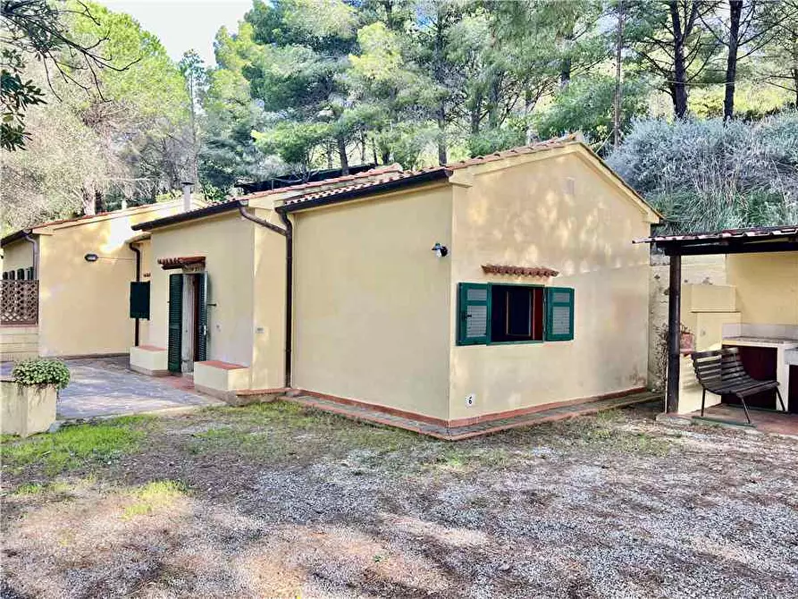 Immagine 3 di Villa in vendita  a Porto Azzurro
