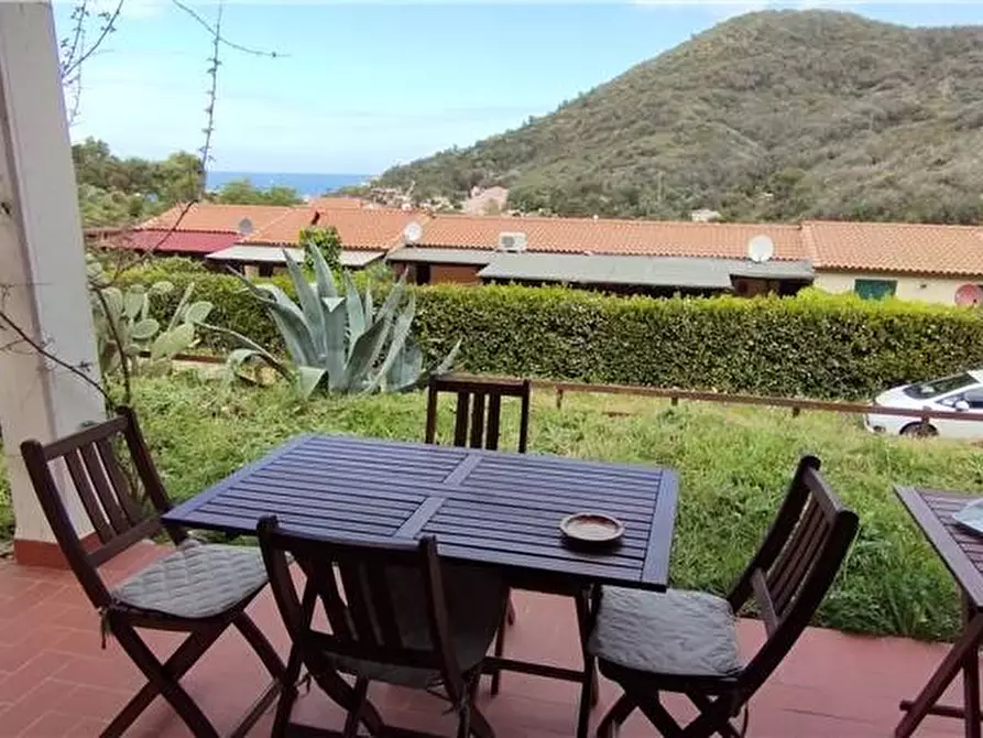 Immagine 2 di Villa in vendita  a Rio