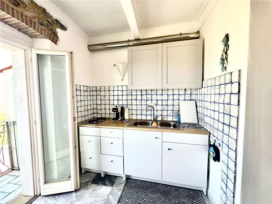 Immagine 3 di Appartamento in vendita  a Capoliveri