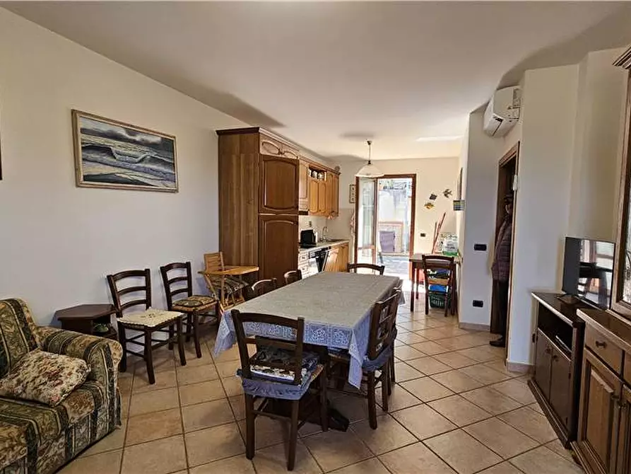 Immagine 3 di Villa in vendita  a Rio