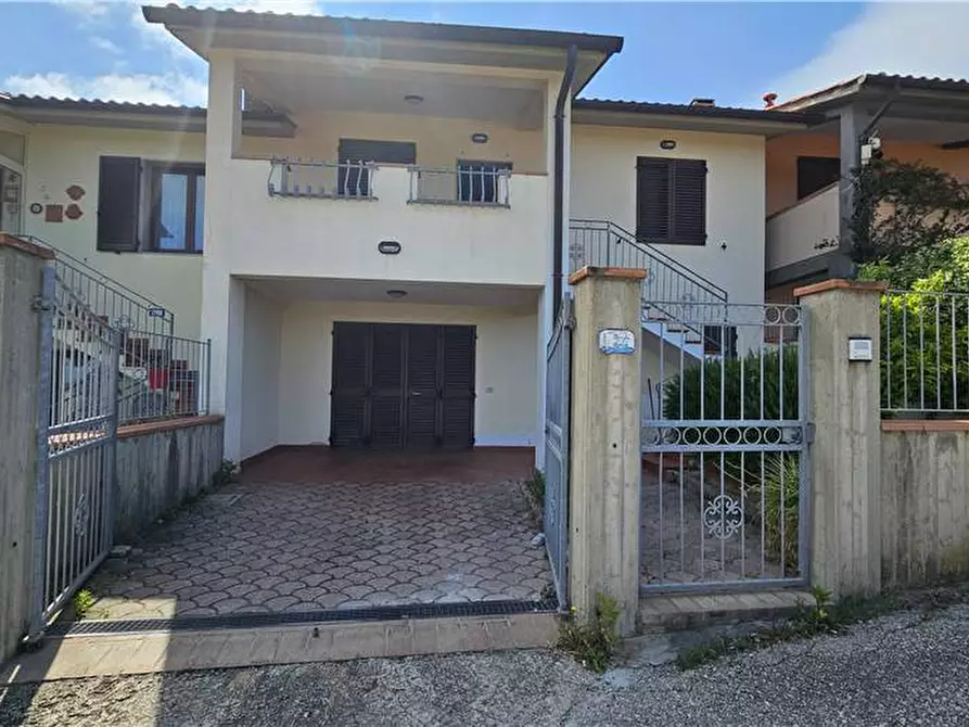 Immagine 8 di Villa in vendita  a Rio