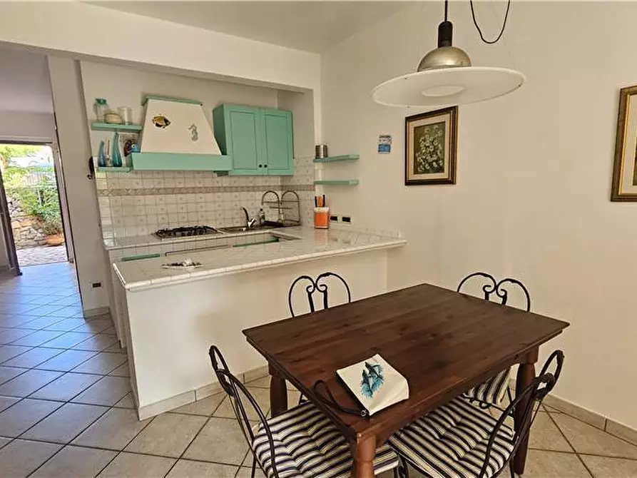 Immagine 3 di Appartamento in vendita  a Marciana Marina