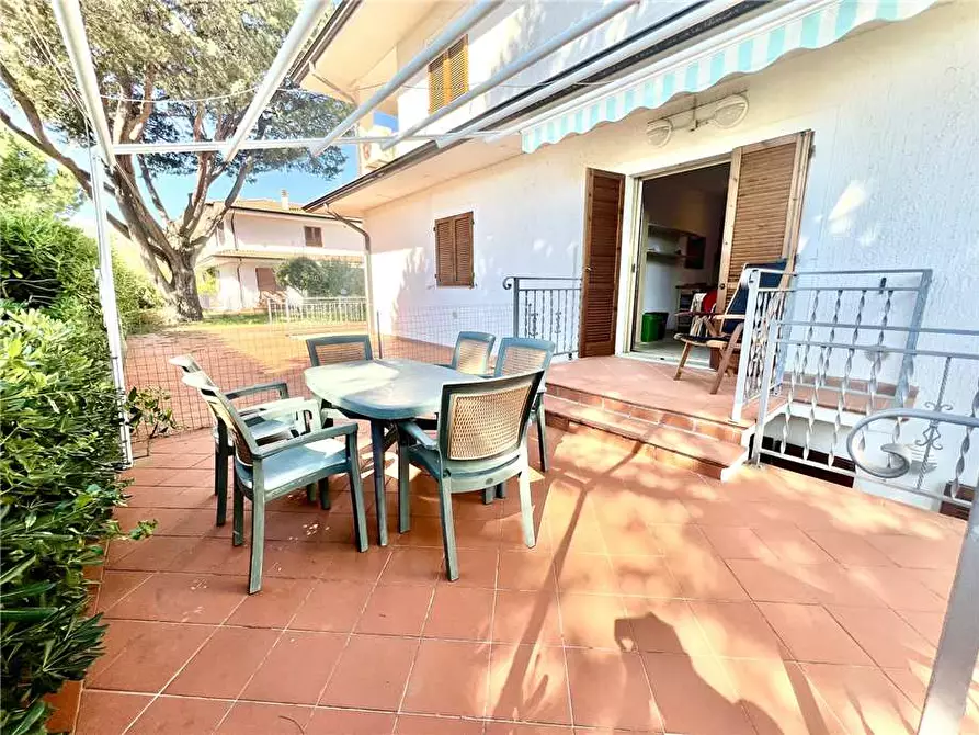 Immagine 3 di Appartamento in vendita  a Capoliveri