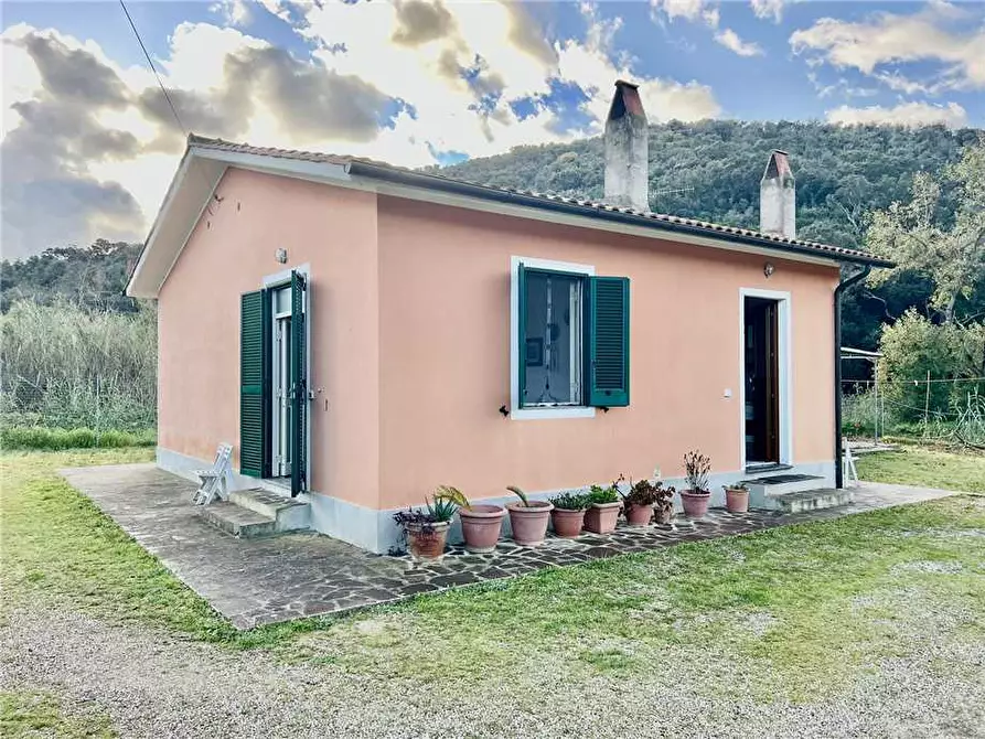 Immagine 1 di Villa in vendita  a Marciana