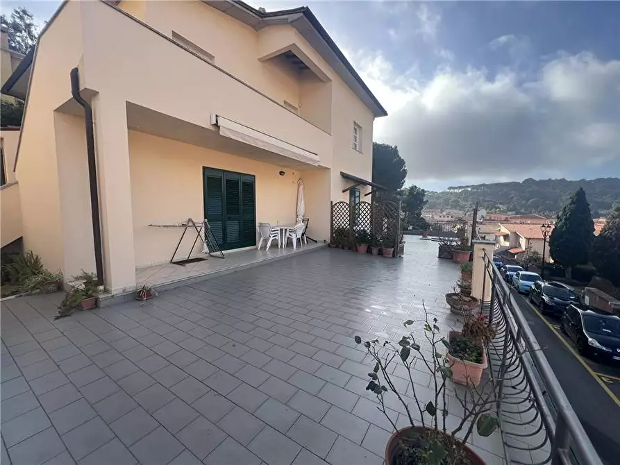 Immagine 1 di Porzione di casa in vendita  a Porto Azzurro