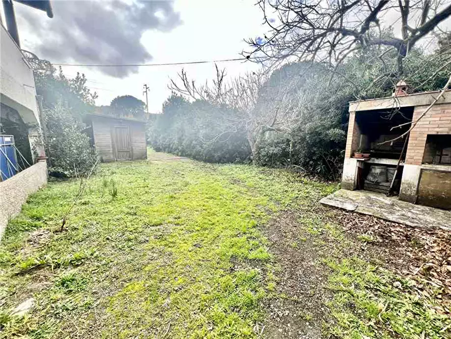 Immagine 2 di Appartamento in vendita  a Campo Nell'elba