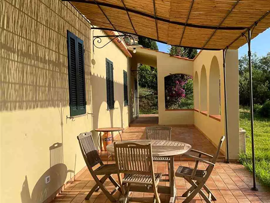 Immagine 9 di Villa in vendita  a Portoferraio