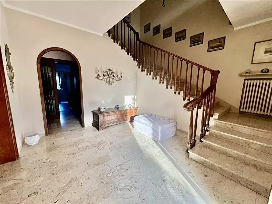 Immagine 5 di Villa in vendita  a Portoferraio