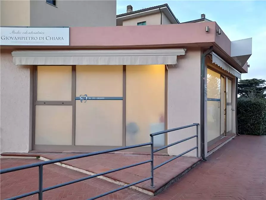 Immagine 1 di Ufficio in vendita  a Marciana Marina