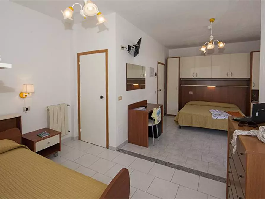 Immagine 6 di Albergo/B&B/Residence in vendita  a Campo Nell'elba