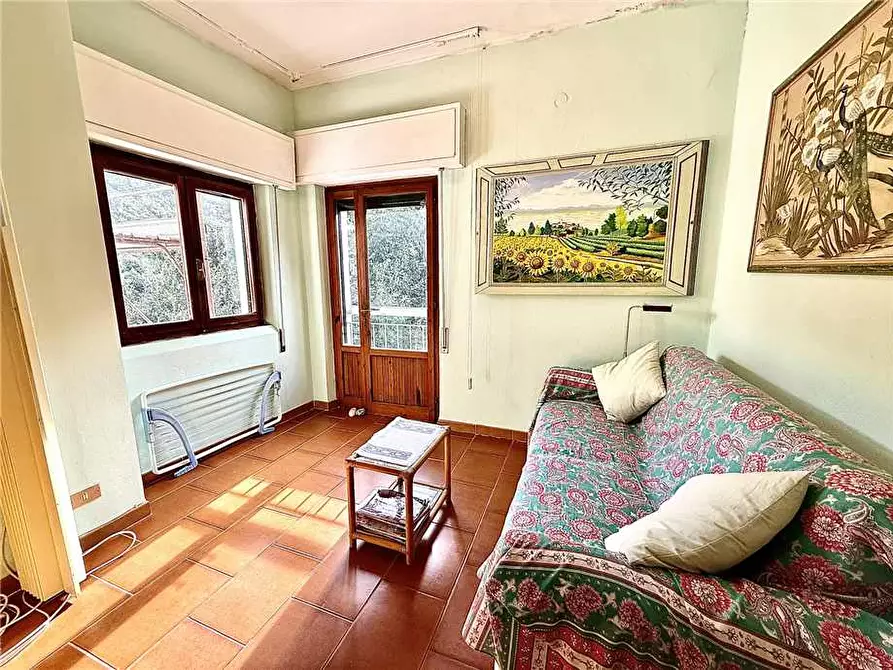Immagine 5 di Appartamento in vendita  a Marciana
