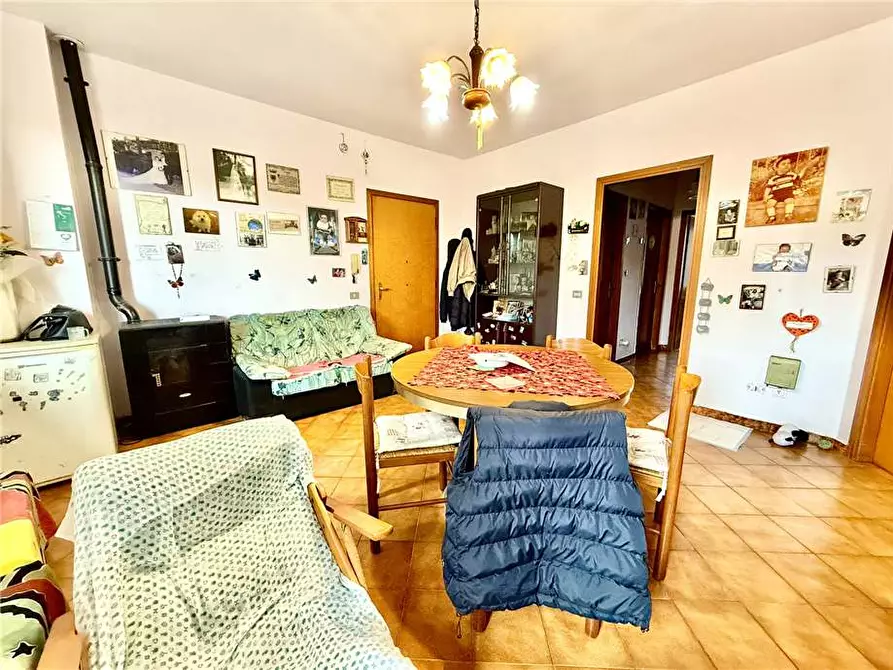 Immagine 3 di Appartamento in vendita  a Marciana Marina