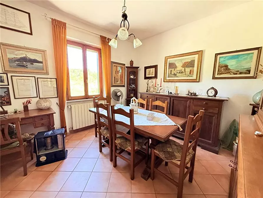 Immagine 2 di Appartamento in vendita  a Portoferraio