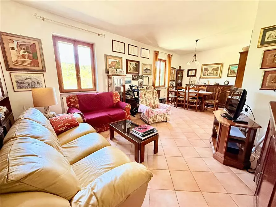 Immagine 4 di Appartamento in vendita  a Portoferraio