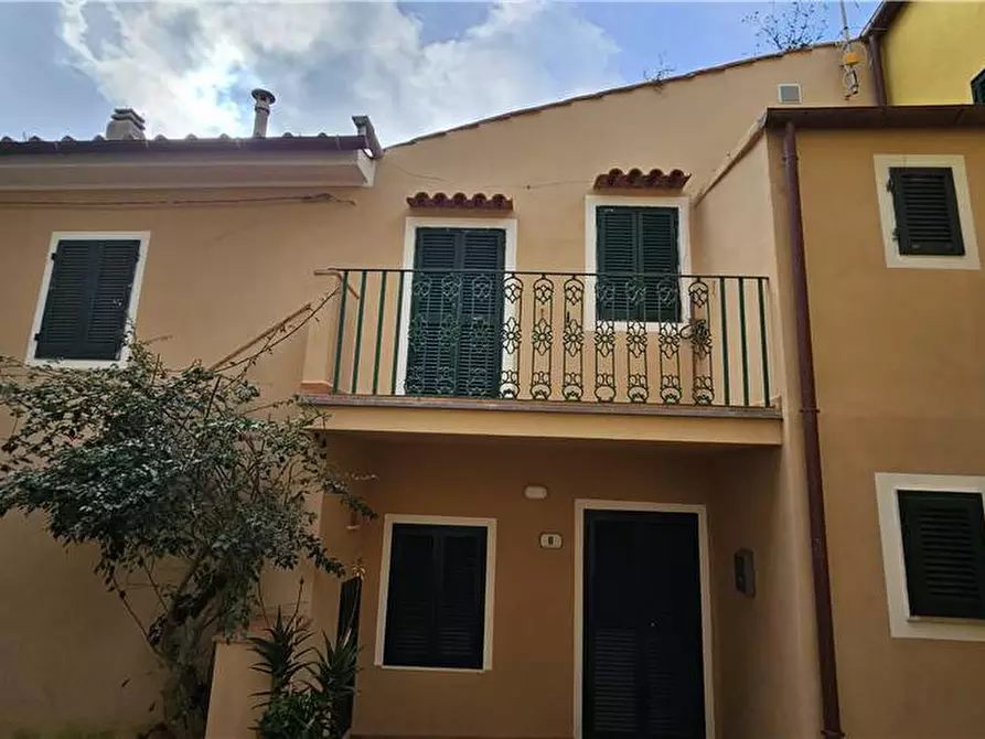 Immagine 1 di Appartamento in vendita  a Rio