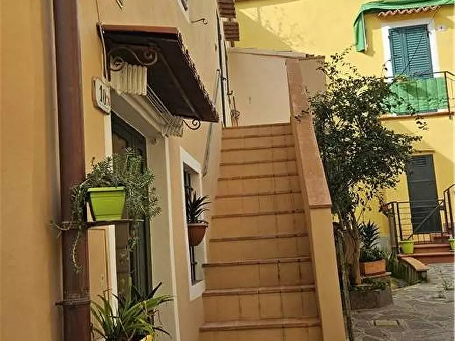 Immagine 3 di Appartamento in vendita  a Rio