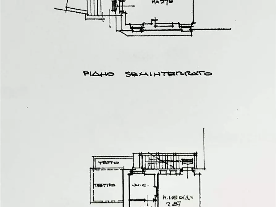Immagine 13 di Porzione di casa in vendita  a Marciana