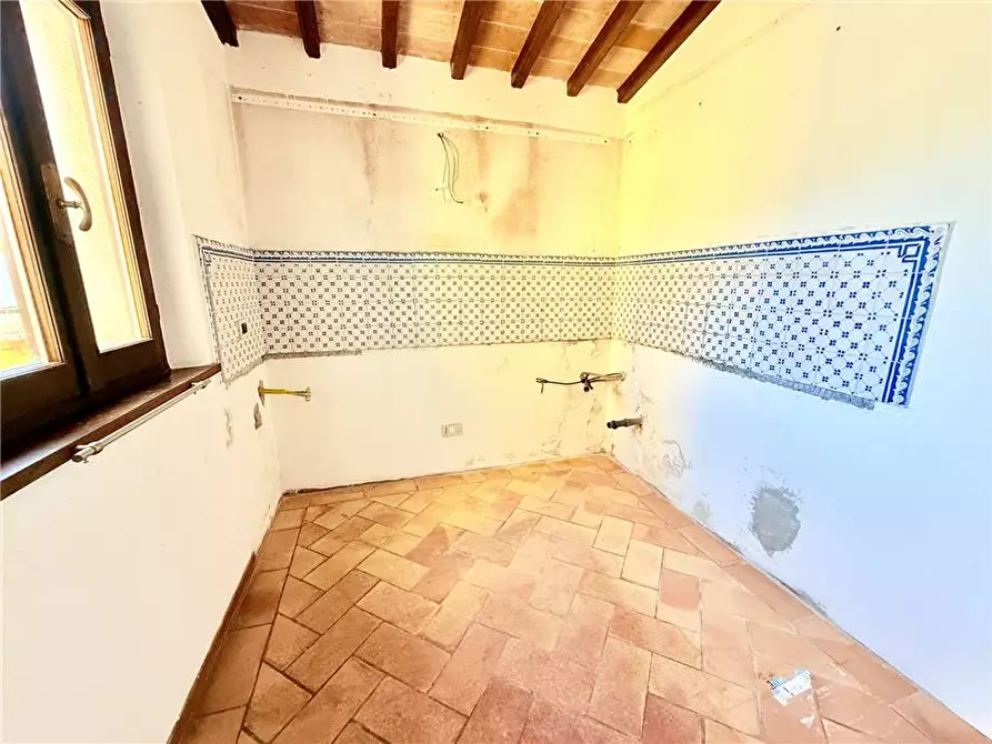 Immagine 7 di Porzione di casa in vendita  a Marciana