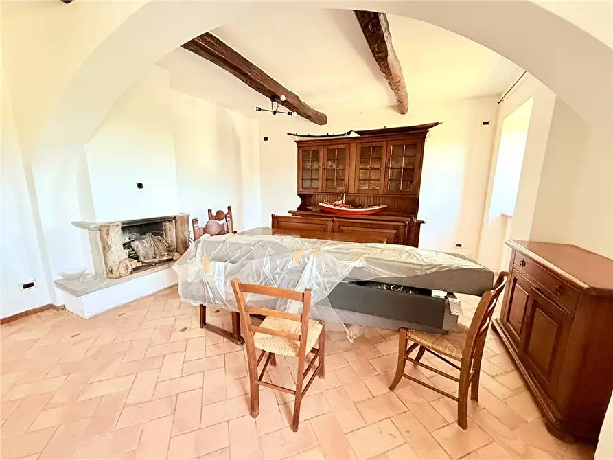 Immagine 8 di Porzione di casa in vendita  a Marciana